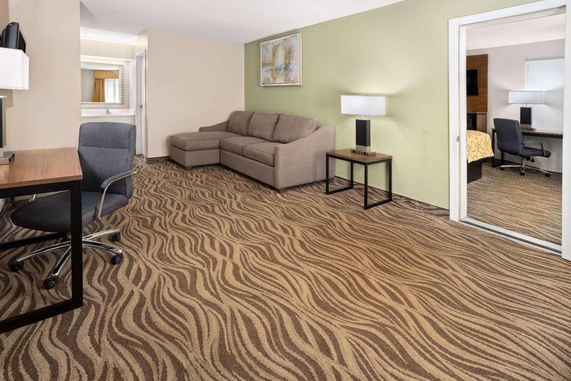 Baymont By Wyndham Griffin Hotel Luaran gambar